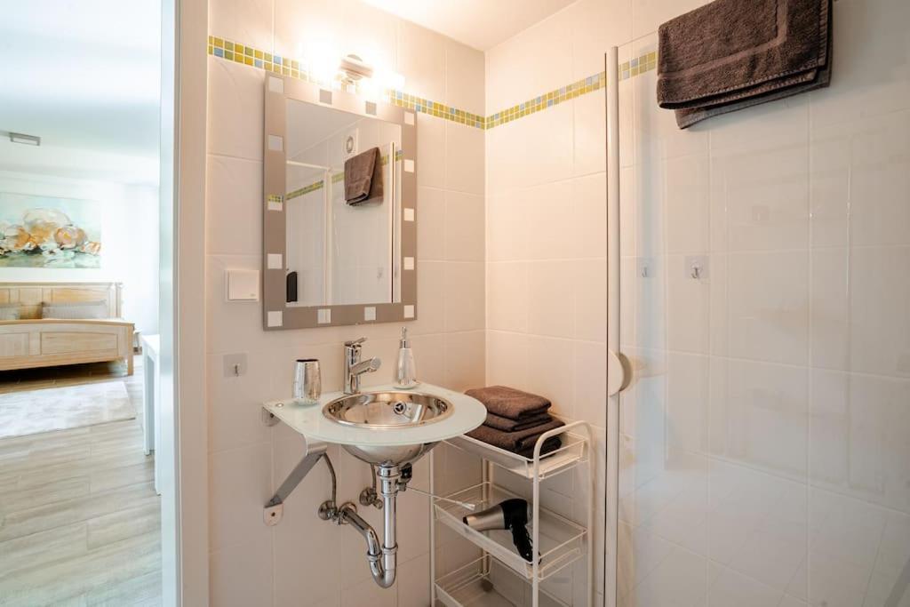Tolles Apartment In Idyllischer Ruhiger Lage 브라운슈바이크 외부 사진